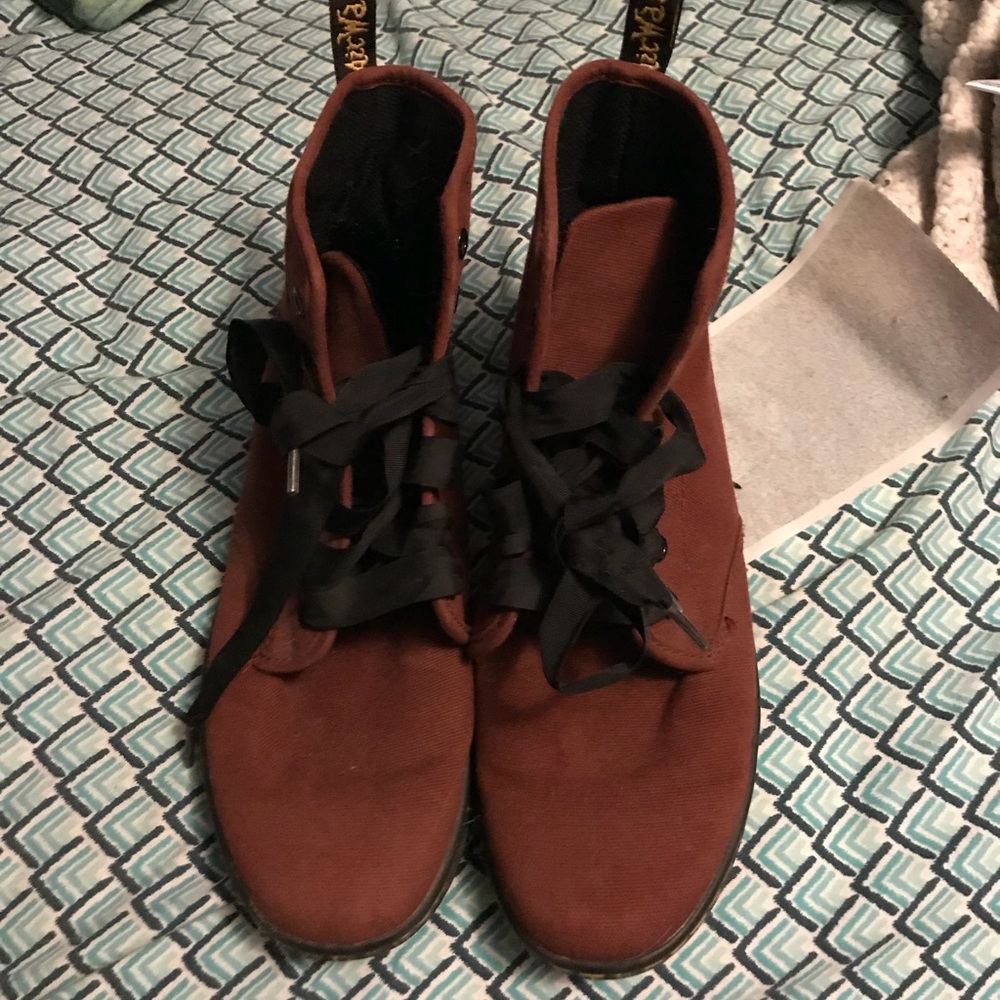 Canvas Dr.martens